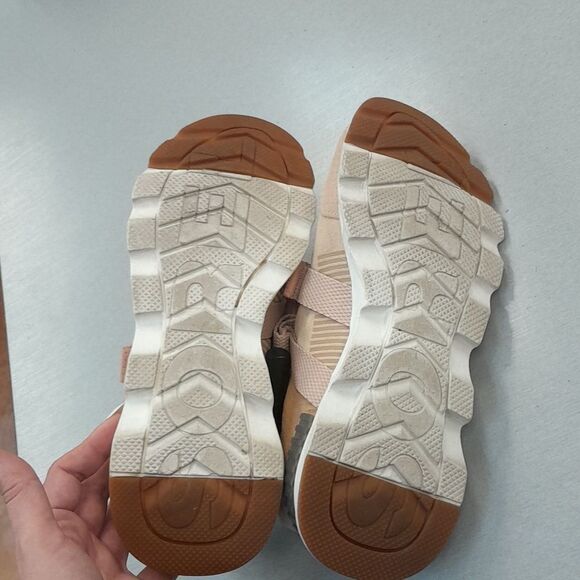 Sorel Sneakers - Picture 6 of 7